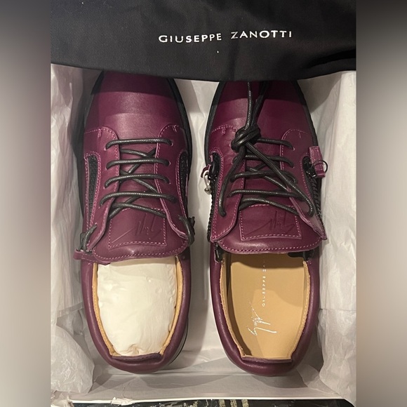 NWT
Giuseppe Zanotti
Frankie low-top leather sneakers - Picture 5 of 5